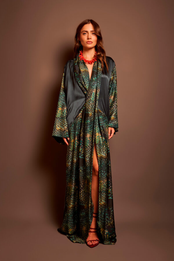 kaftan Cetim (1)-Cura-fall winter-Colecao AtelieriA 2025