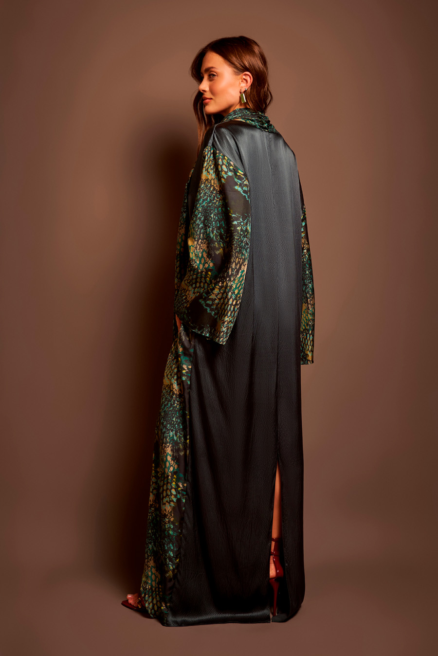 kaftan Cetim (2)-Cura-fall winter-Colecao AtelieriA 2025